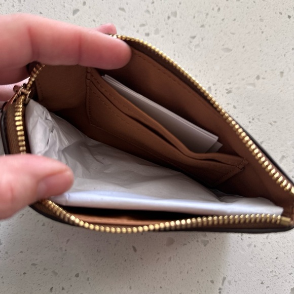 NEW Coach Original Pattern Cream & Medium Brown Leather Wristlet Wallet - Picture 5 of 6